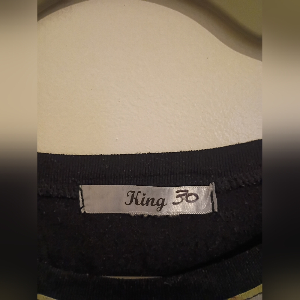 King 30 Unisex Black Graphic Tee with Music Legends Sz S‎ - Picture 2 of 4